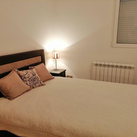 Studio Apartman Irena1 Bijela Esterno foto