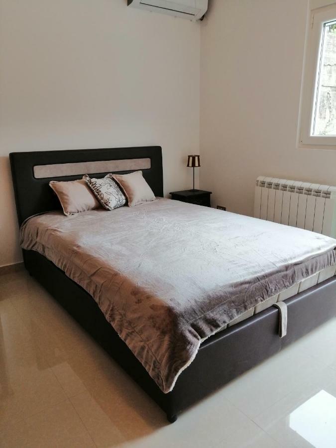 Studio Apartman Irena1 Bijela Esterno foto