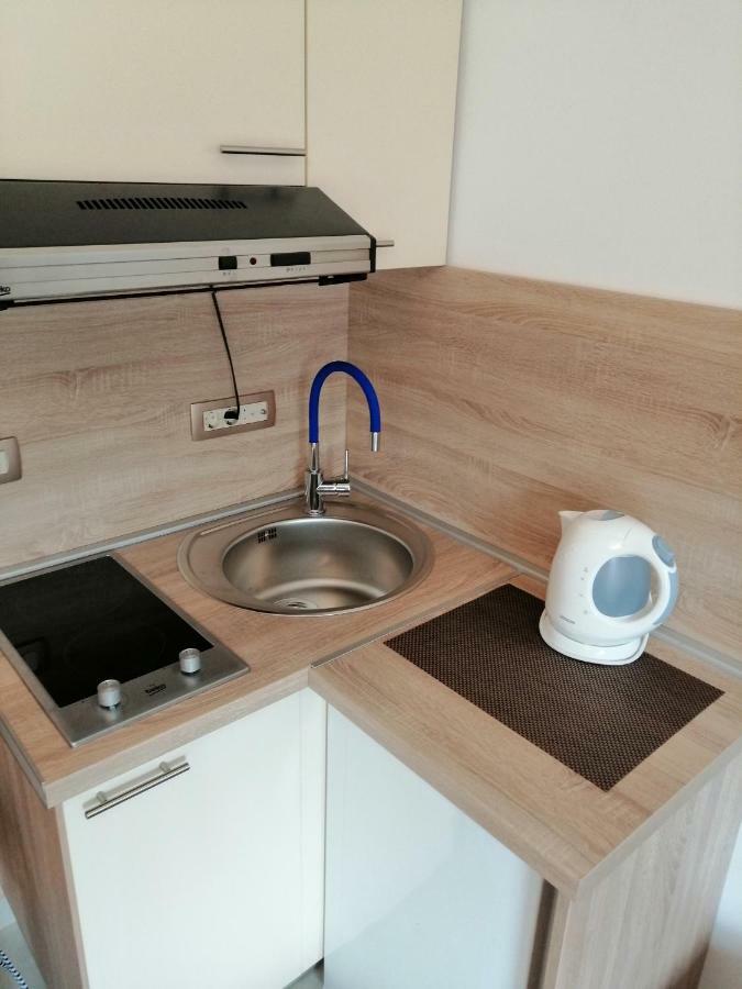 Studio Apartman Irena1 Bijela Esterno foto